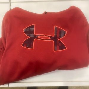 Under armour hoodie size (s)